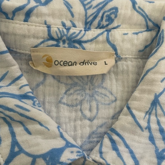 Ocean Drive Blue and White Jumpsuit with Floral Print - Picture 7 of 8